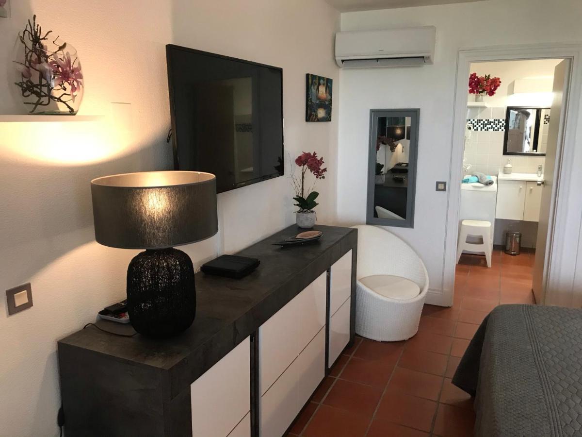 Studio Mojito Vue Mer,Piscine Avec Cuve Eau Et Acces Plage Et Piscine Anse Des Rochers Saint-Francois  Ngoại thất bức ảnh