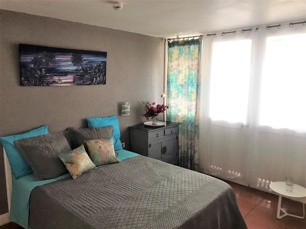 Studio Mojito Vue Mer,Piscine Avec Cuve Eau Et Acces Plage Et Piscine Anse Des Rochers Saint-Francois  Ngoại thất bức ảnh