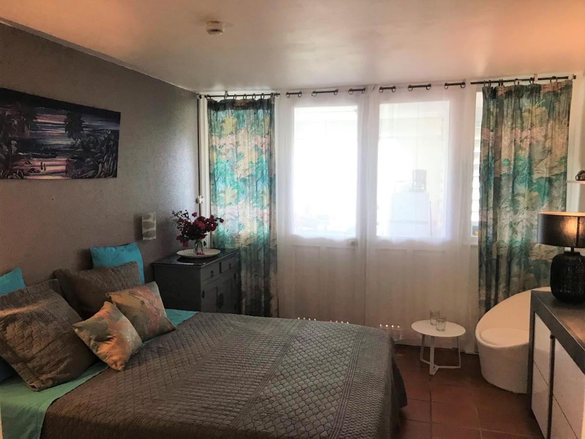 Studio Mojito Vue Mer,Piscine Avec Cuve Eau Et Acces Plage Et Piscine Anse Des Rochers Saint-Francois  Ngoại thất bức ảnh
